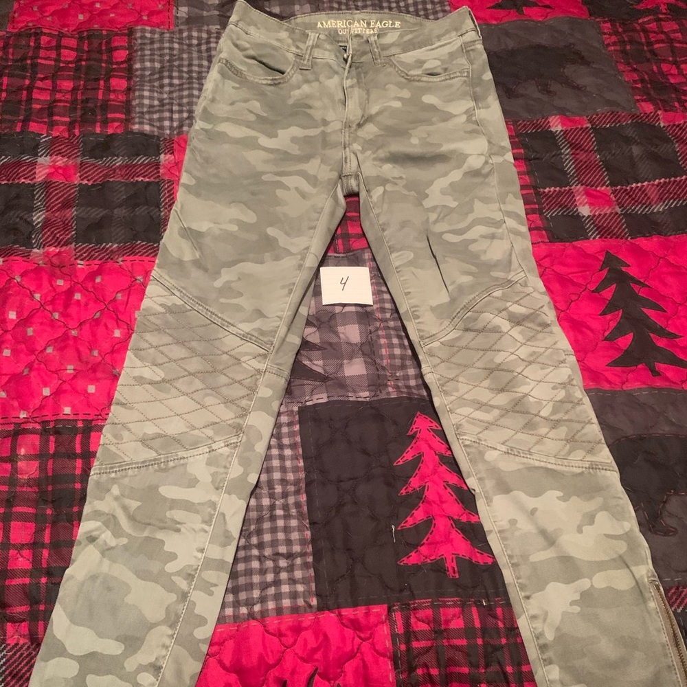 American Eagle Camo Jeans